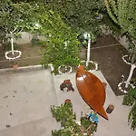 Mico's * Vlorë
