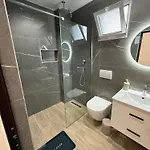 Mico's * Vlorë