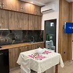 Mico's * Vlorë