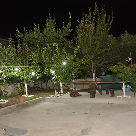 Mico's * Vlorë