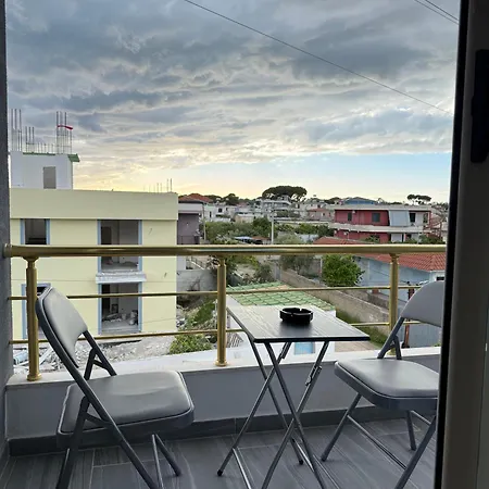 Lejlighed Mico's